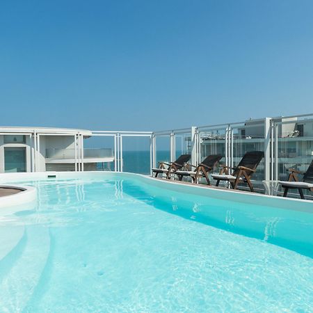Perla Verde Hotel ミラノ・マリッティマ エクステリア 写真