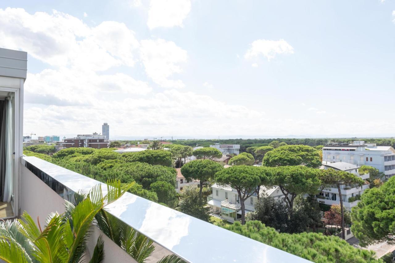 Perla Verde Hotel ミラノ・マリッティマ エクステリア 写真