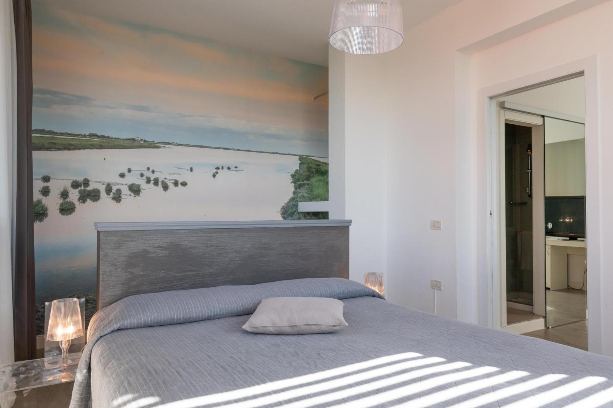 Perla Verde Hotel ミラノ・マリッティマ エクステリア 写真