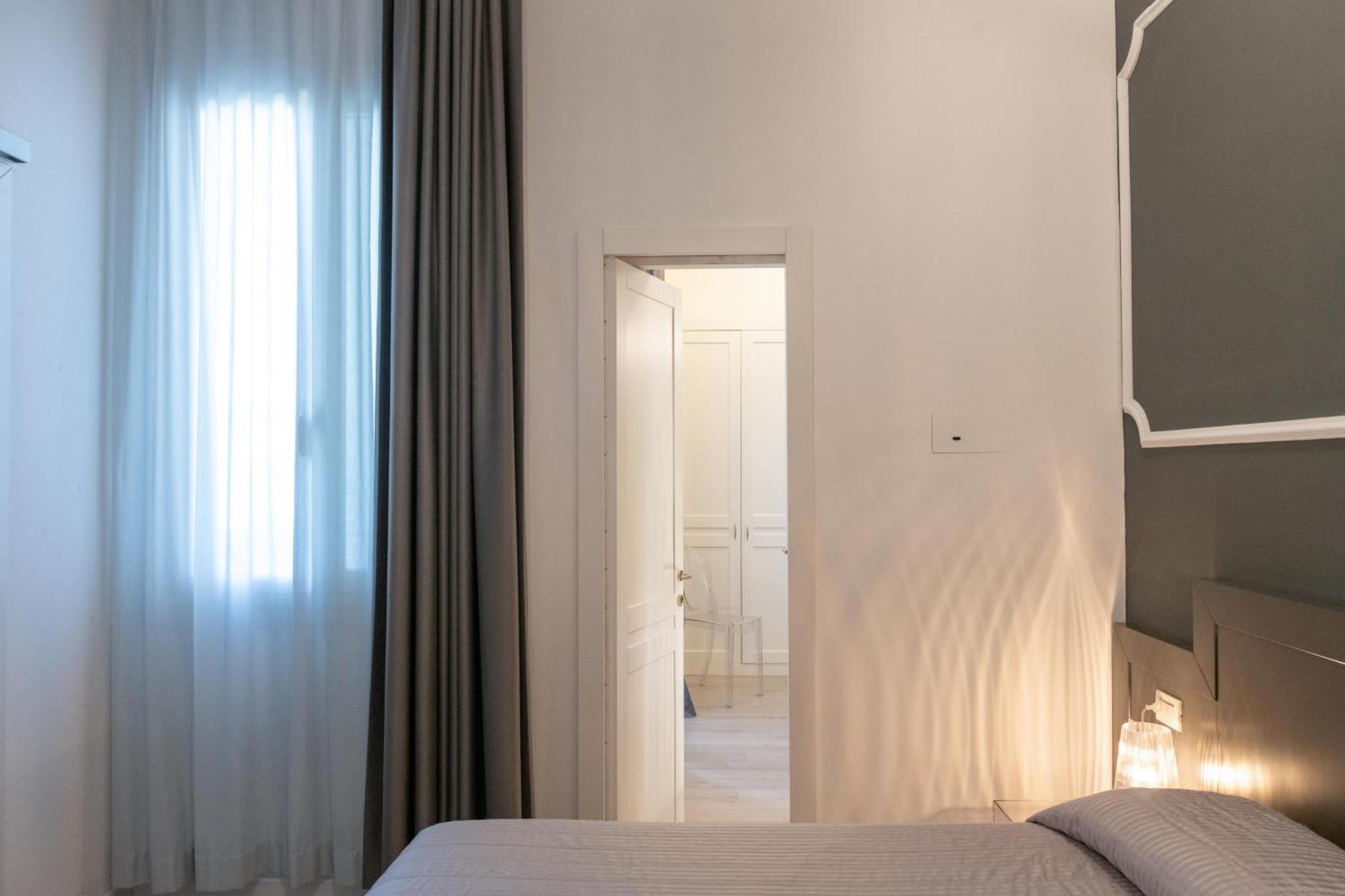 Perla Verde Hotel ミラノ・マリッティマ エクステリア 写真