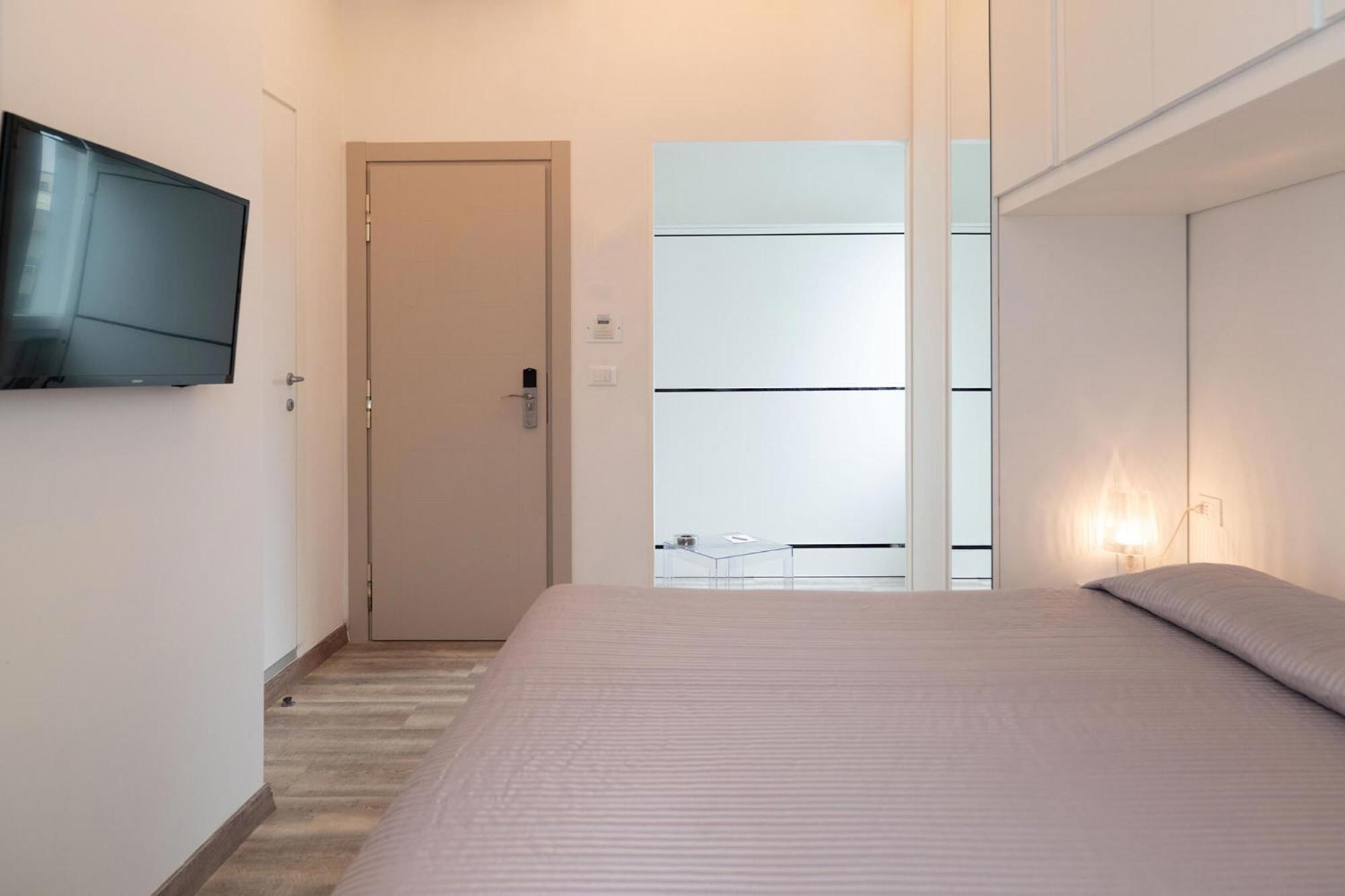 Perla Verde Hotel ミラノ・マリッティマ エクステリア 写真