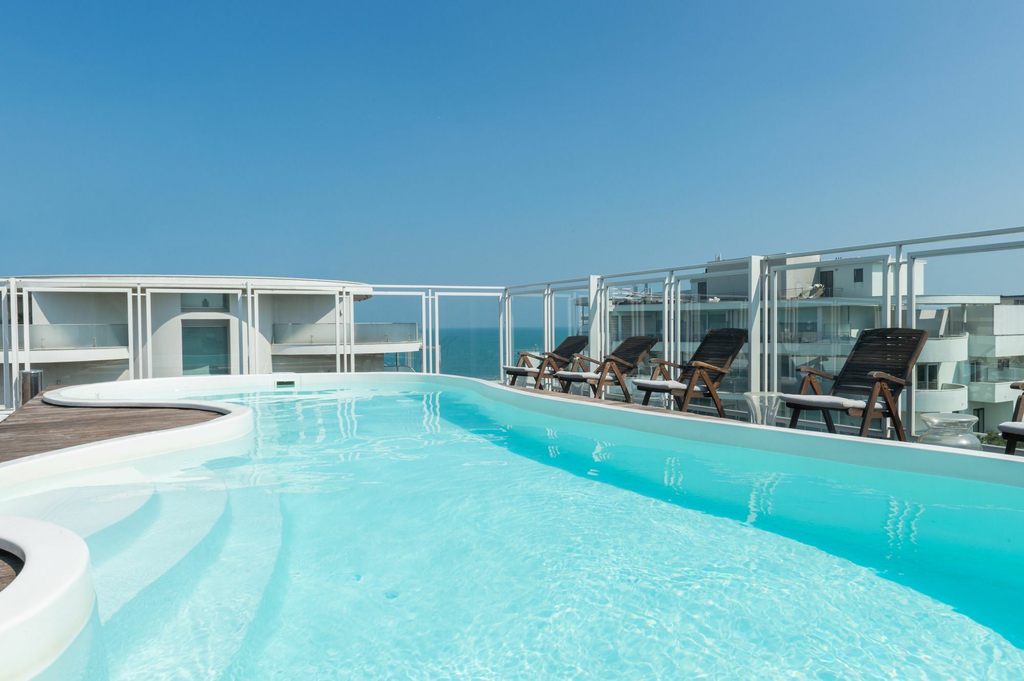 Perla Verde Hotel ミラノ・マリッティマ エクステリア 写真